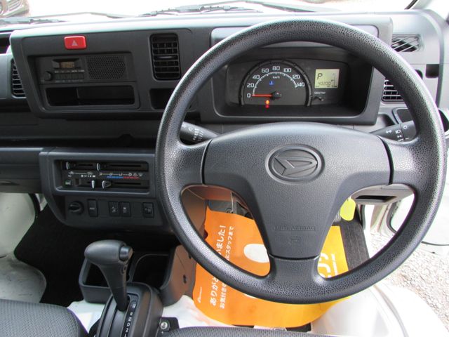 DAIHATSU HIJET TRUCK 4WD 2019 Image 31