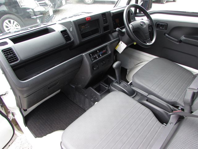 DAIHATSU HIJET TRUCK 4WD 2019 Image 31