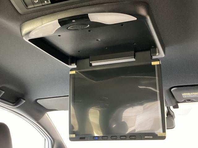 TOYOTA ESQUIRE HYBRID 2017 Image 31