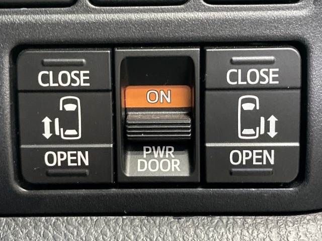 TOYOTA ESQUIRE HYBRID 2017 Image 31