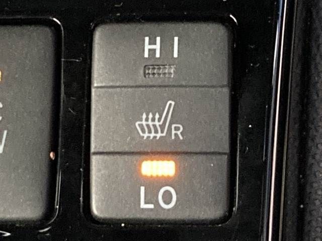 TOYOTA ESQUIRE HYBRID 2017 Image 31