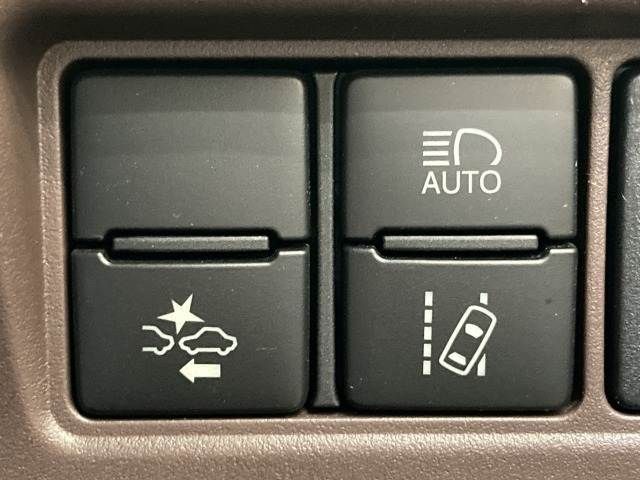 TOYOTA ESQUIRE HYBRID 2017 Image 31