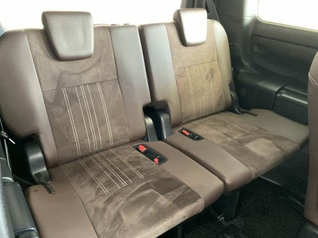 TOYOTA ESQUIRE HYBRID 2017 Image 31