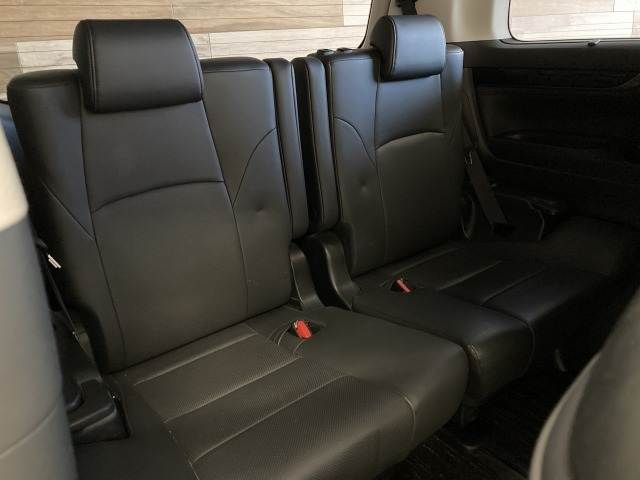 TOYOTA VELLFIRE 2017 Image 31