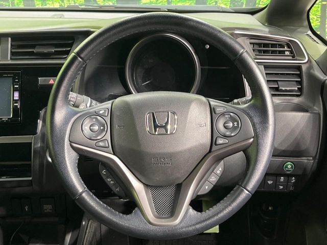 HONDA FIT HYBRID 2017 Image 31