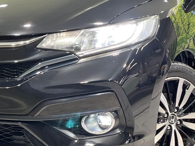 HONDA FIT HYBRID 2017 Image 31