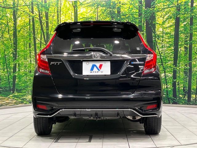 HONDA FIT HYBRID 2017 Image 31