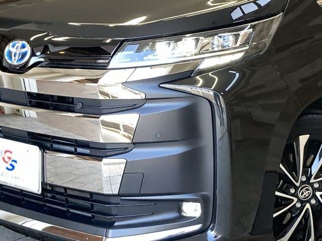 TOYOTA NOAH HYBRID 2023 Image 31