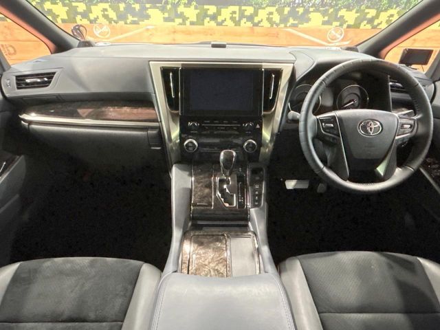 TOYOTA ALPHARD HYBRID 4WD 2022 Image 31