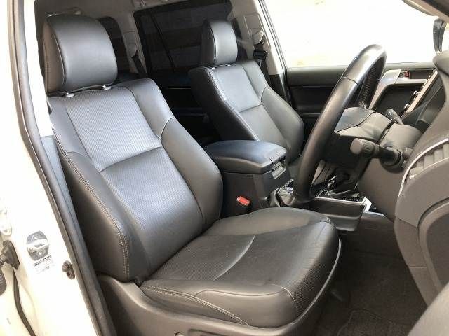 TOYOTA LANDCRUISER PRADO 2022 Image 31