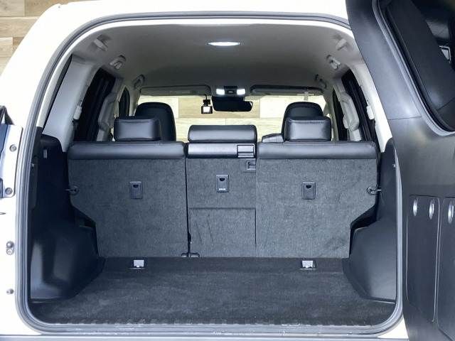 TOYOTA LANDCRUISER PRADO 2022 Image 31