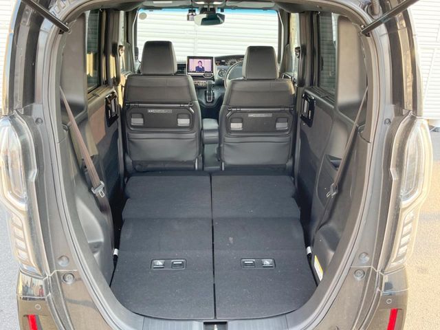 HONDA N BOX CUSTOM 2021 Image 31