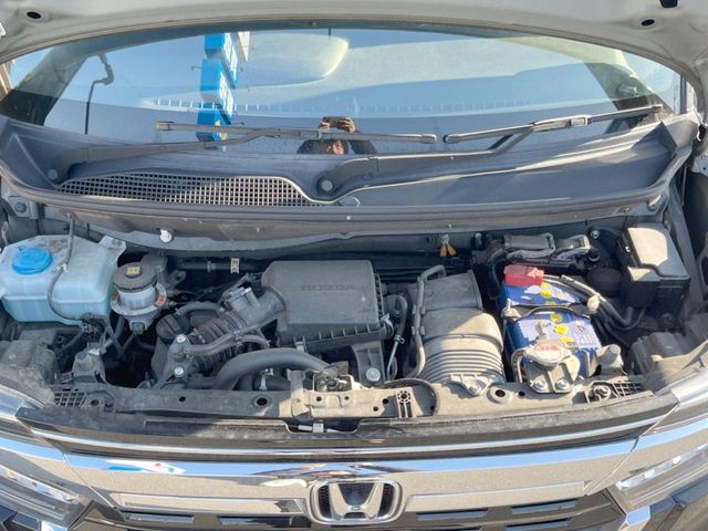 HONDA N BOX CUSTOM 2021 Image 31