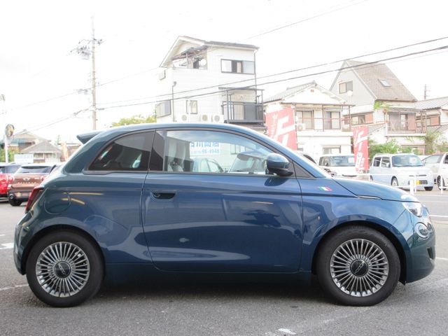 FIAT 500E 2022 Image 31