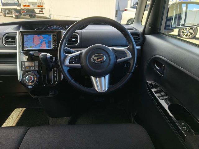 DAIHATSU TANTO CUSTOM 2015 Image 31