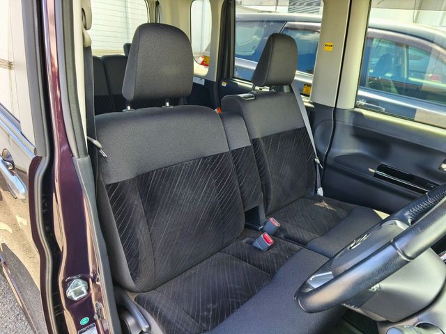 DAIHATSU TANTO CUSTOM 2015 Image 31