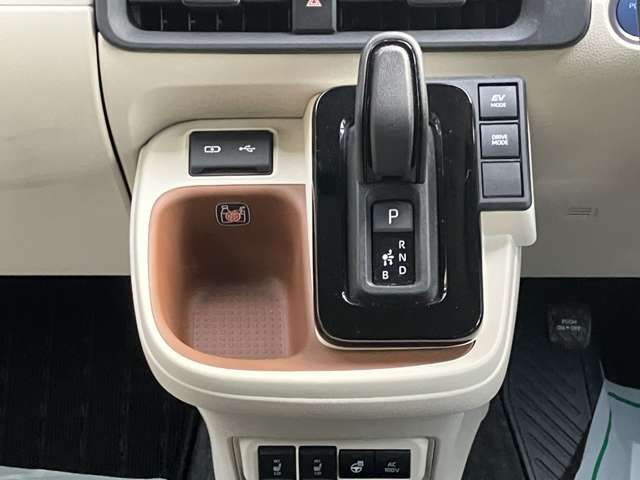 TOYOTA SIENTA HYBRID 2022 Image 31