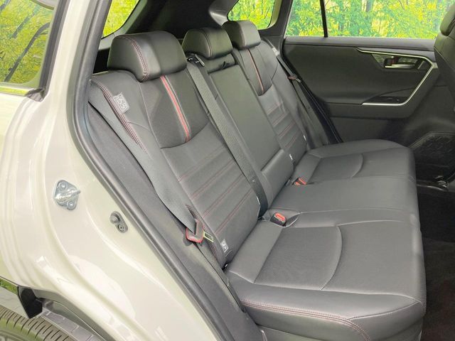 TOYOTA RAV4 PHV 2021 Image 31