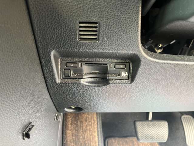 TOYOTA VOXY 2022 Image 31