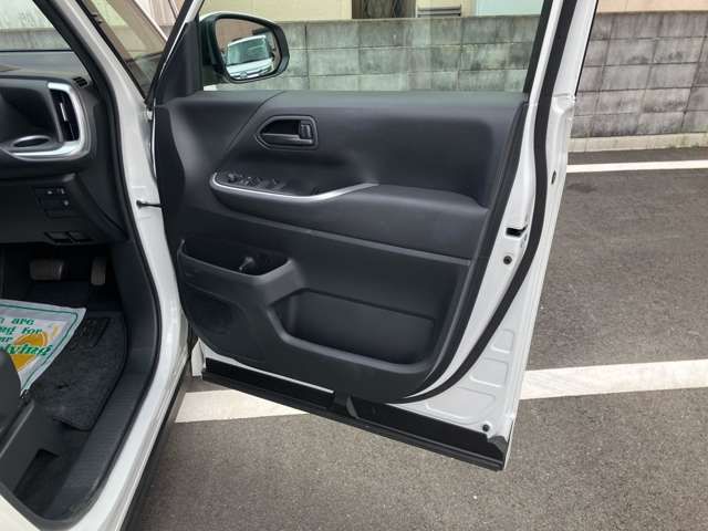 TOYOTA VOXY HYBRID 2023 Image 31