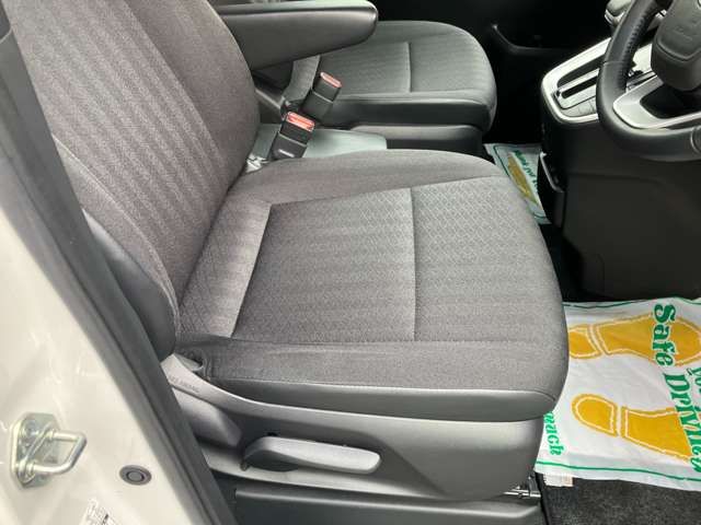 TOYOTA VOXY HYBRID 2023 Image 31