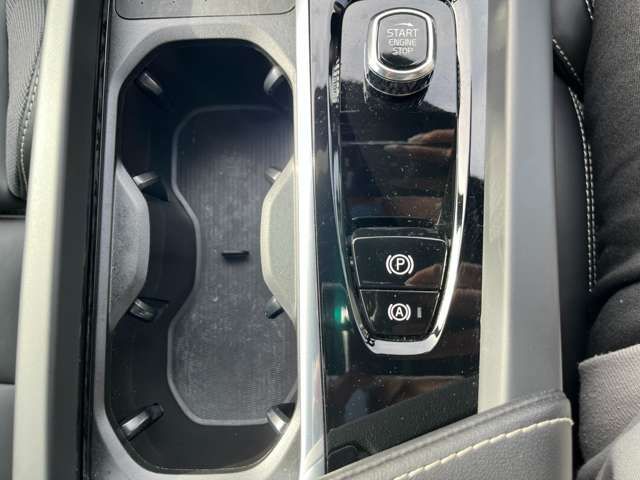 VOLVO S60 2022 Image 31