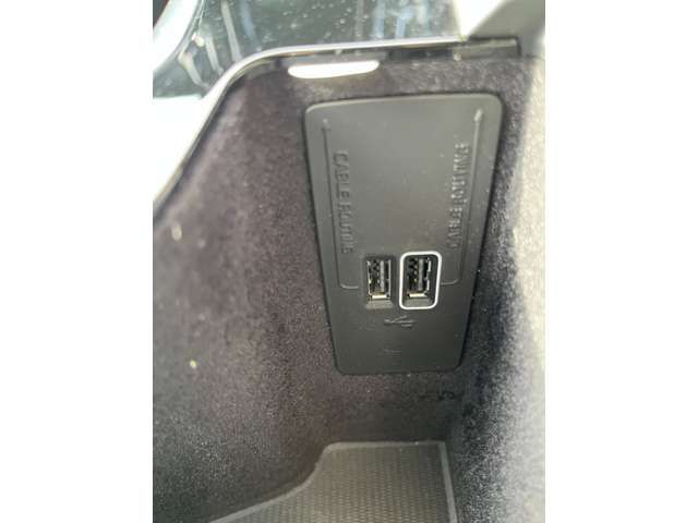 VOLVO S60 2022 Image 31