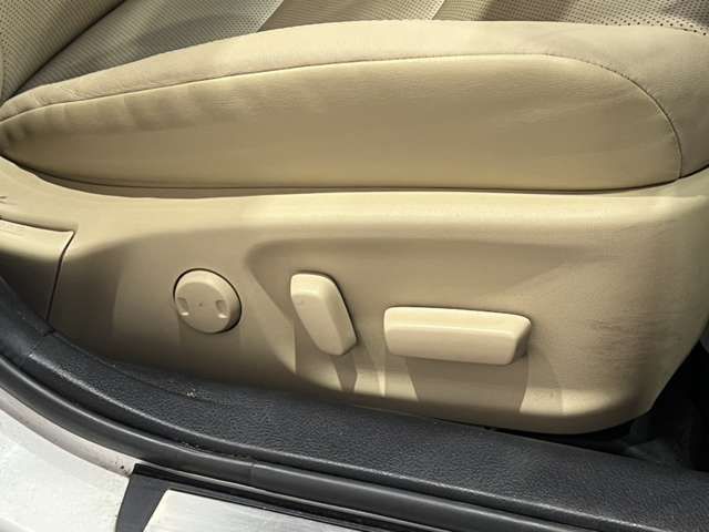 TOYOTA CROWN SEDAN HYBRID 2018 Image 31