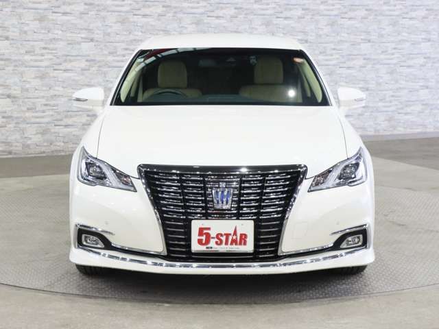 TOYOTA CROWN SEDAN HYBRID 2018 Image 31