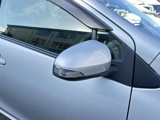 TOYOTA AQUA 2015 Image 31