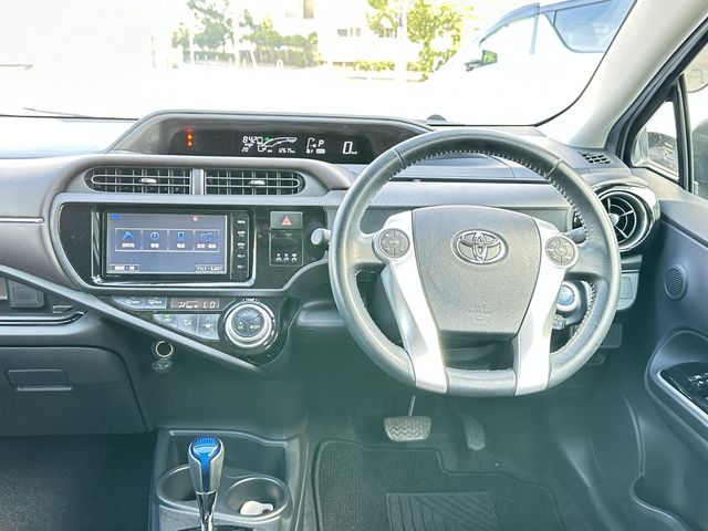 TOYOTA AQUA 2015 Image 31