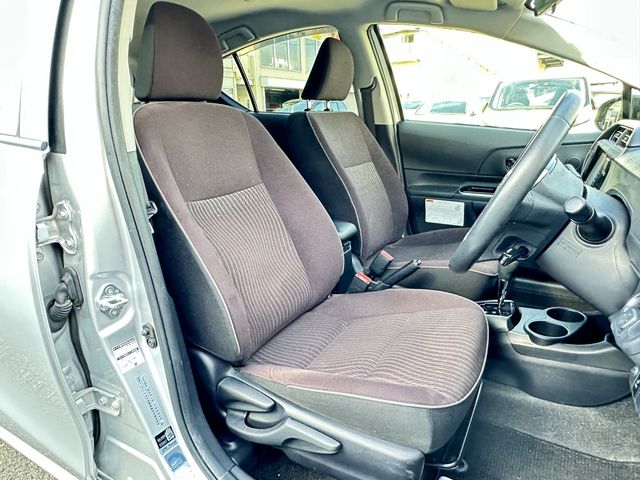 TOYOTA AQUA 2015 Image 31