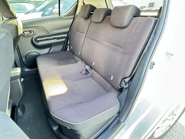 TOYOTA AQUA 2015 Image 31