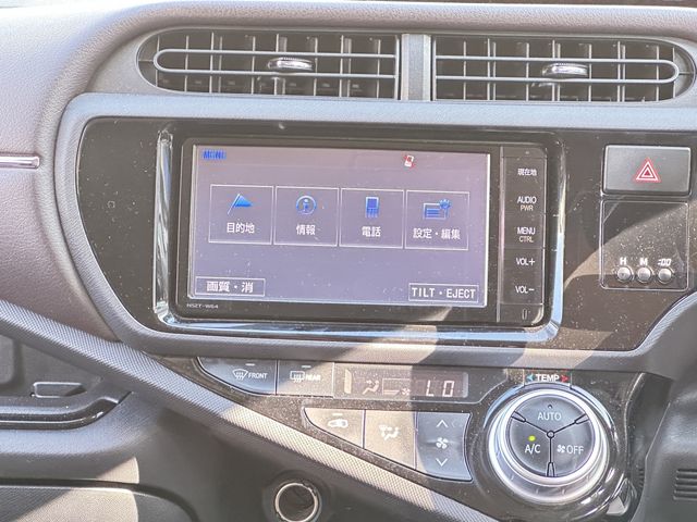 TOYOTA AQUA 2015 Image 31