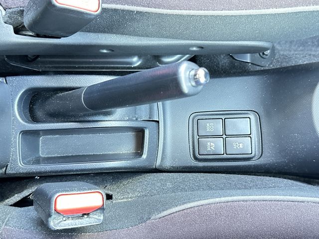 TOYOTA AQUA 2015 Image 31