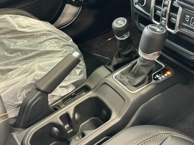 JEEP WRANGLER UNLIMI 2025 Image 31