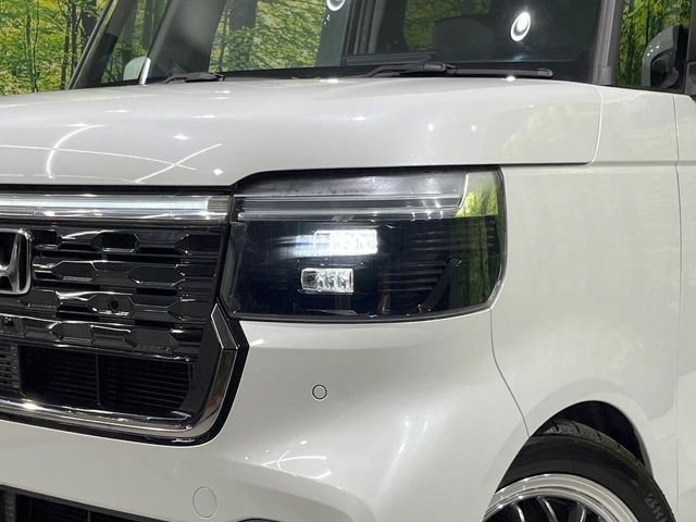 HONDA N BOX CUSTOM 2024 Image 31