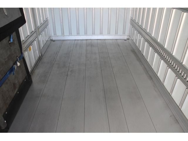 MITSUBISHI CANTER 2016 Image 31