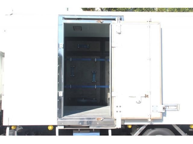 MITSUBISHI CANTER 2016 Image 31