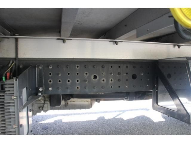 MITSUBISHI CANTER 2016 Image 31