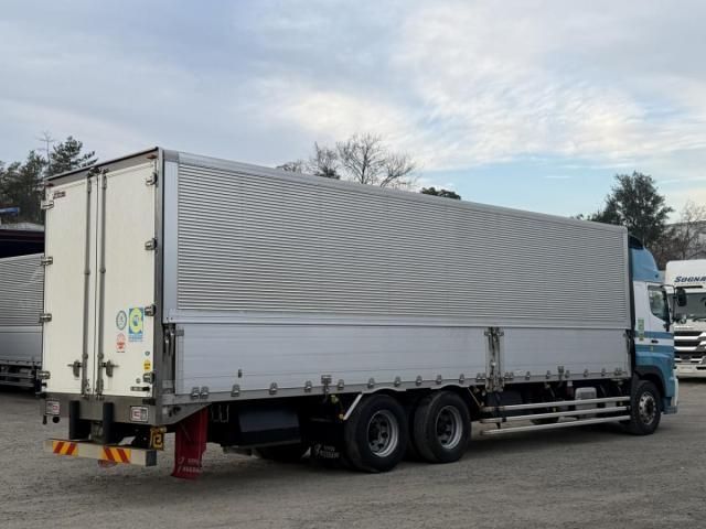 HINO PROFIA 2017 Image 31