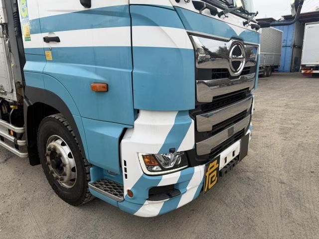 HINO PROFIA 2017 Image 31