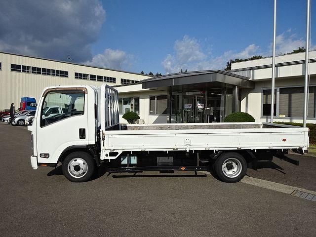 ISUZU ELF 2017 Image 31