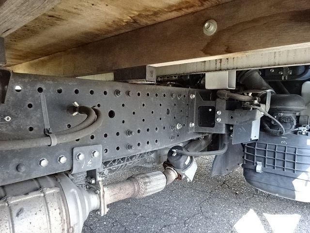 ISUZU ELF 2017 Image 31