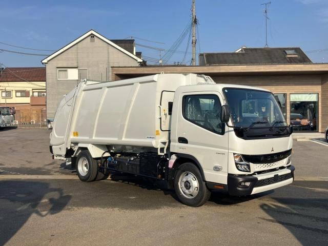 MITSUBISHI CANTER 2025 Image 31
