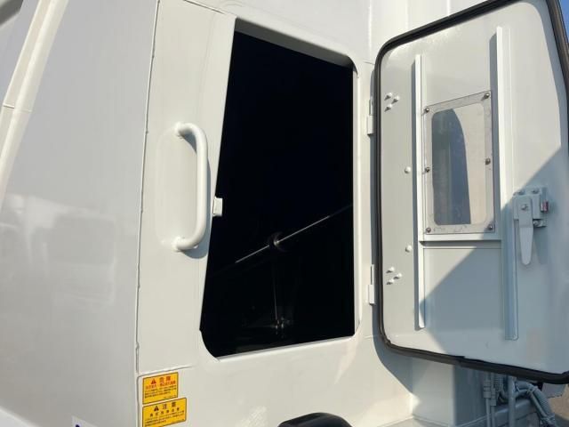 MITSUBISHI CANTER 2025 Image 31