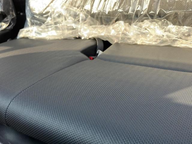 MITSUBISHI CANTER 2025 Image 31