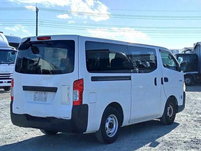 ISUZU コモ 2012 Image 31