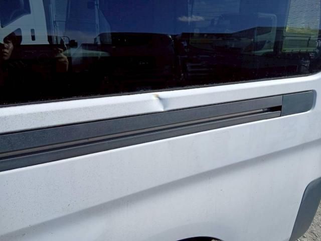 ISUZU コモ 2012 Image 31