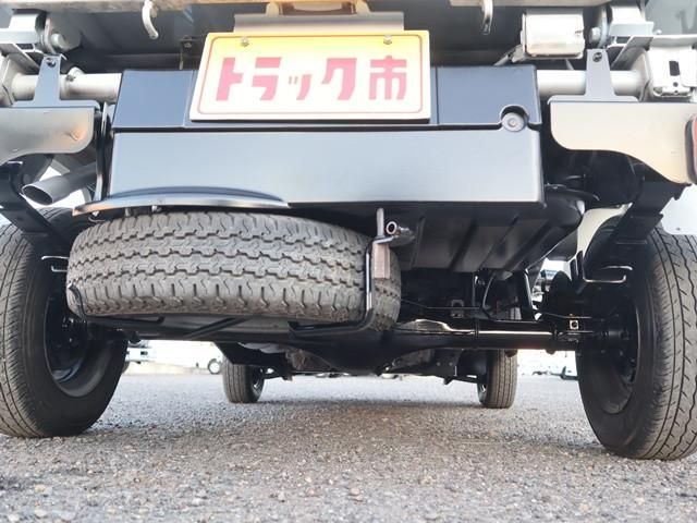 DAIHATSU HIJET TRUCK 4WD 2019 Image 31